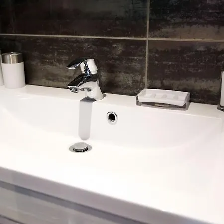 Apartament A 100 Metres Du Palais Et Des Plages